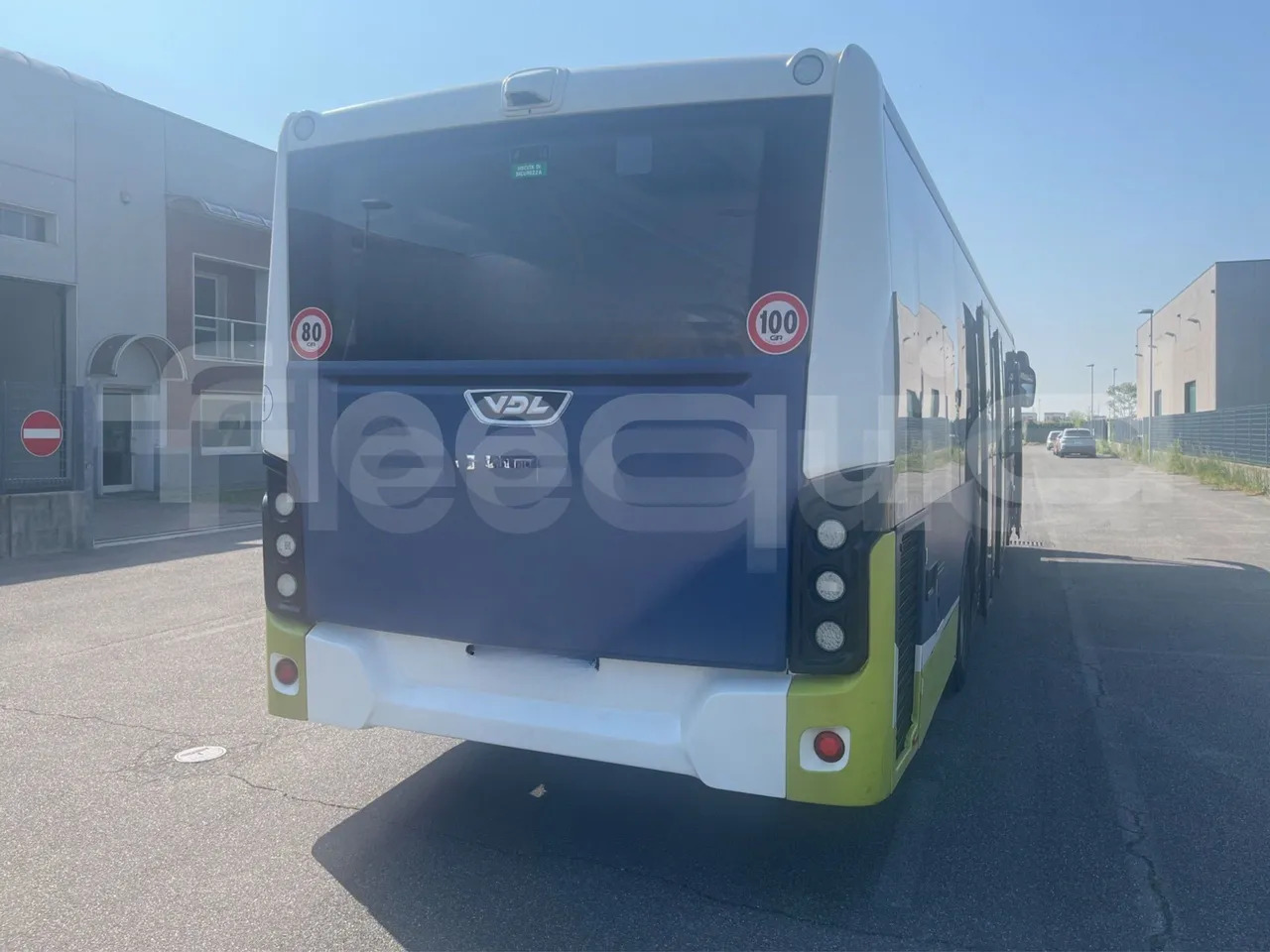 VDL Bus & Coach Citea LLE-120/255 - Városi busz: 5 kép. VDL Bus & Coach Citea LLE-120/255 - Városi busz: 5 kép.