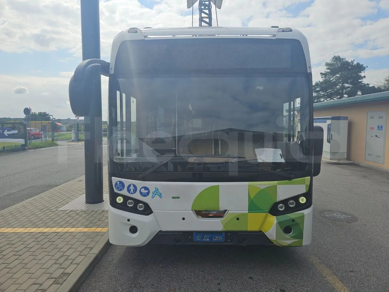 Vdl Citea - Városi busz, Elektromos busz: 2 kép. Vdl Citea - Városi busz, Elektromos busz: 2 kép.