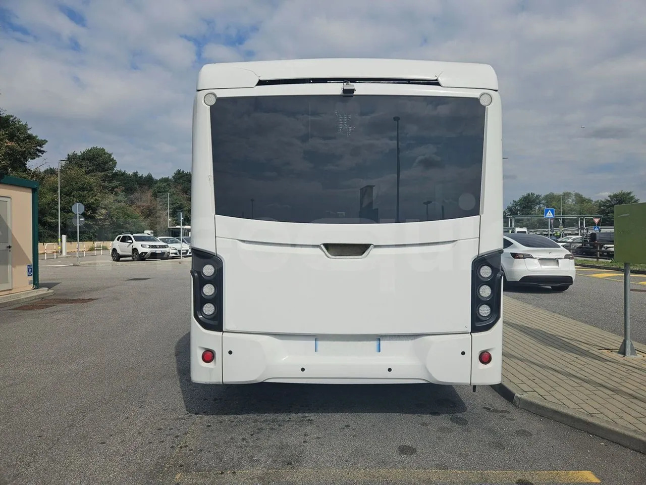 Vdl Citea - Városi busz, Elektromos busz: 5 kép. Vdl Citea - Városi busz, Elektromos busz: 5 kép.