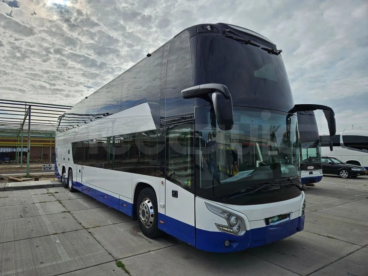 Vdl Futura - Távolsági busz: 1 kép. Vdl Futura - Távolsági busz: 1 kép.
