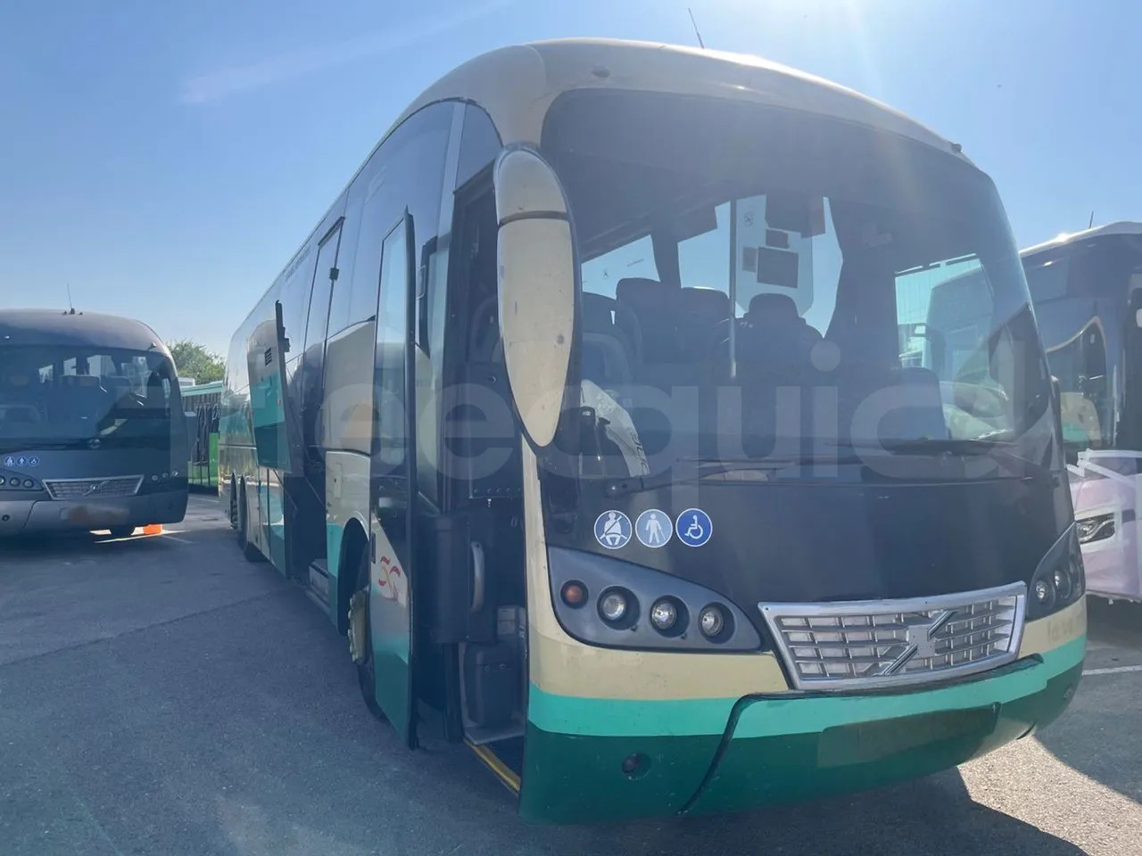 Volvo B12B - Távolsági busz: 1 kép. Volvo B12B - Távolsági busz: 1 kép.