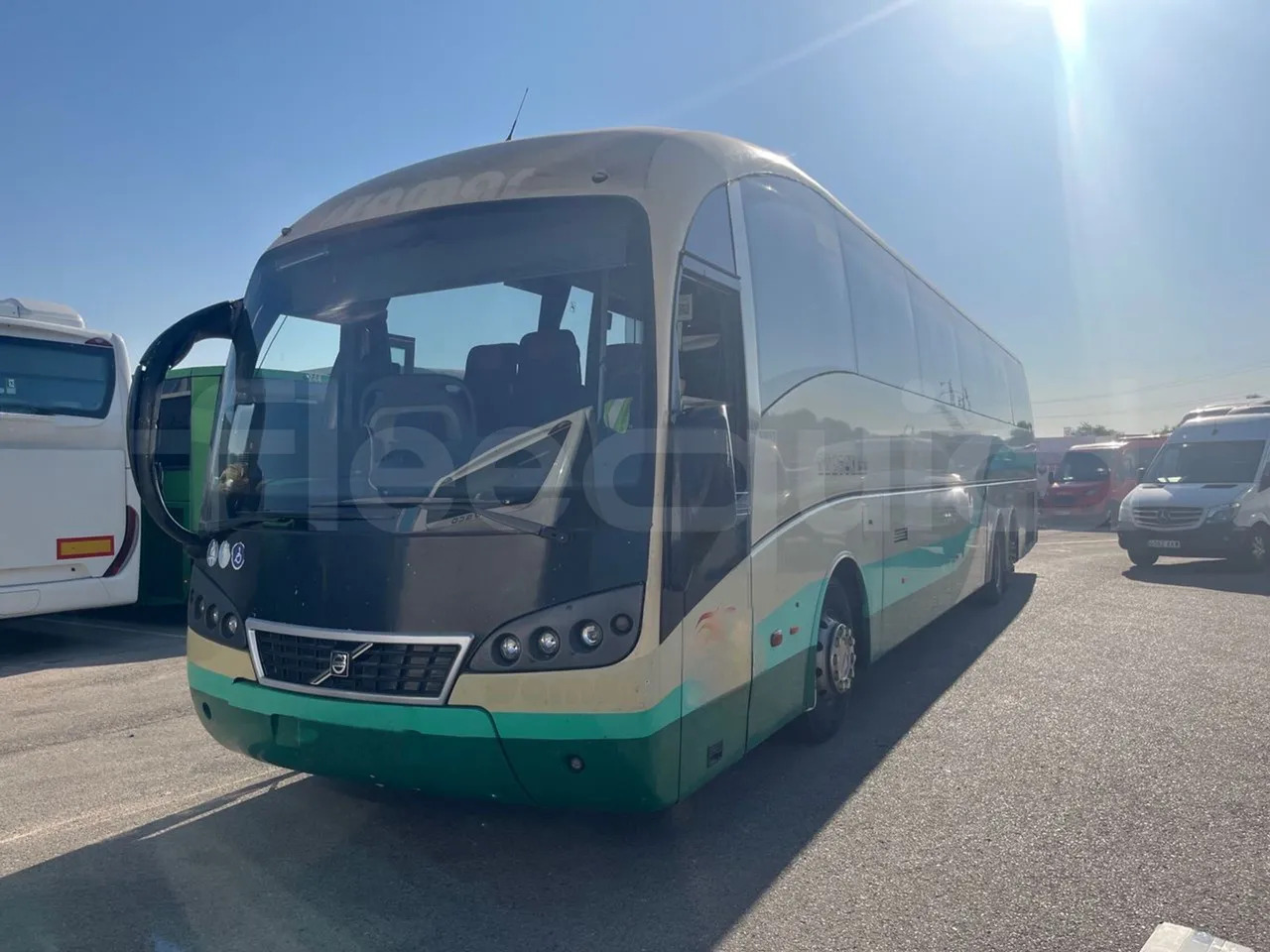 Volvo B12B - Távolsági busz: 3 kép. Volvo B12B - Távolsági busz: 3 kép.
