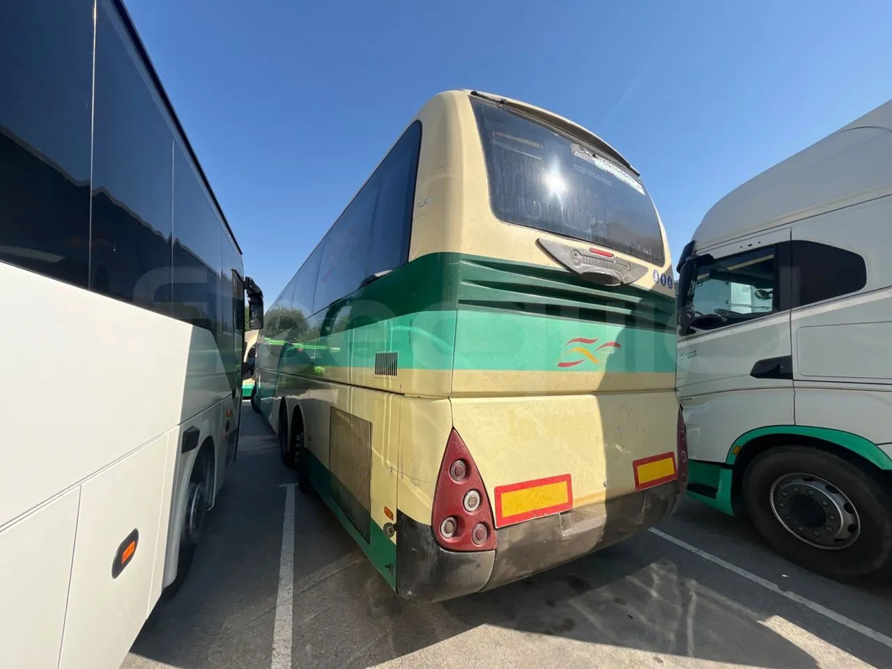 Volvo B12B - Távolsági busz: 5 kép. Volvo B12B - Távolsági busz: 5 kép.