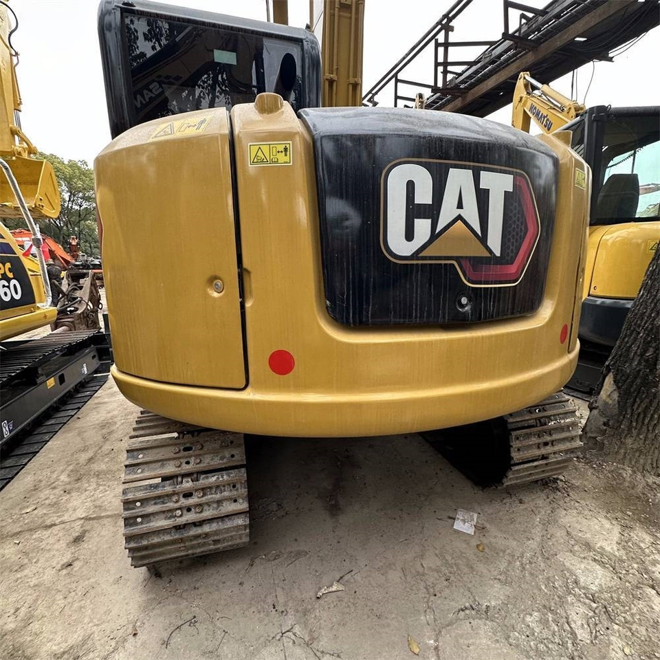 CAT 307E2 - Lánctalpas kotró: 4 kép. CAT 307E2 - Lánctalpas kotró: 4 kép.