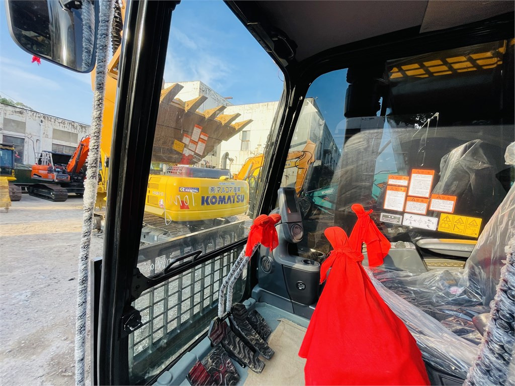 CAT 320D2 L lízing CAT 320D2 L: 19 kép.