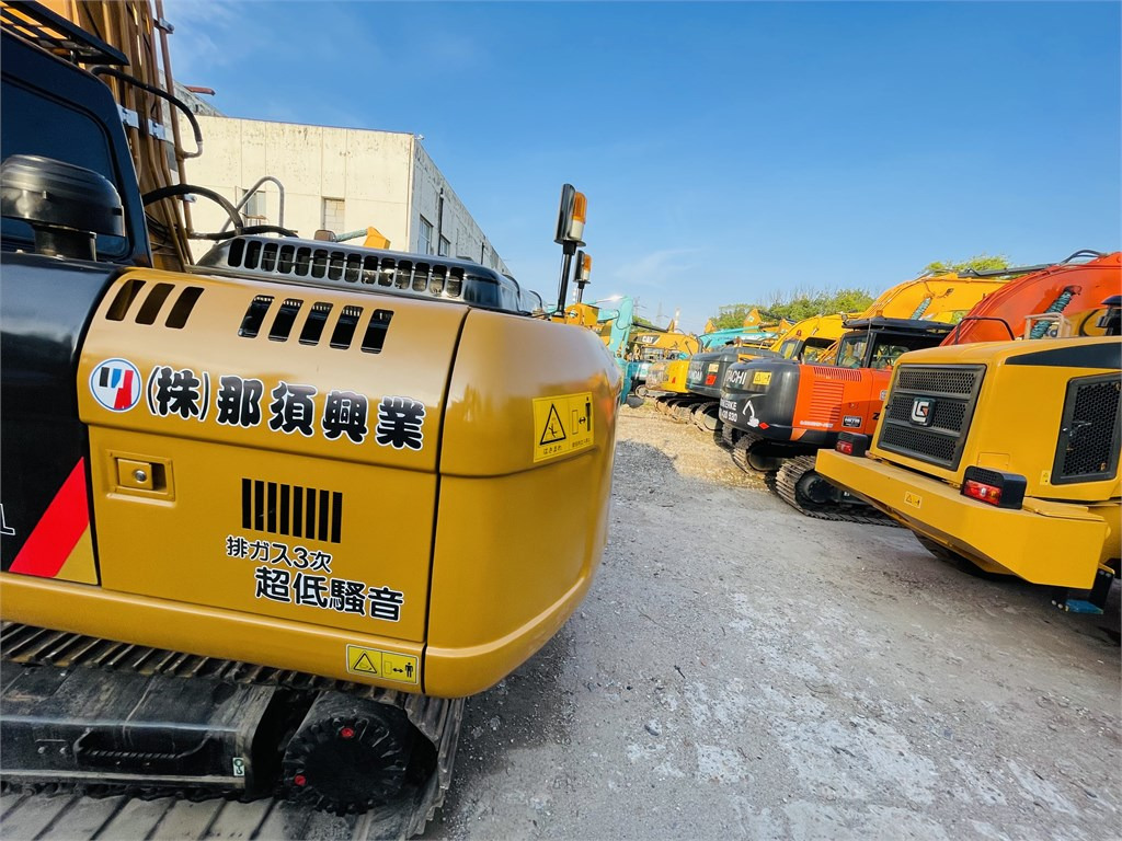CAT 320D2 L lízing CAT 320D2 L: 6 kép.