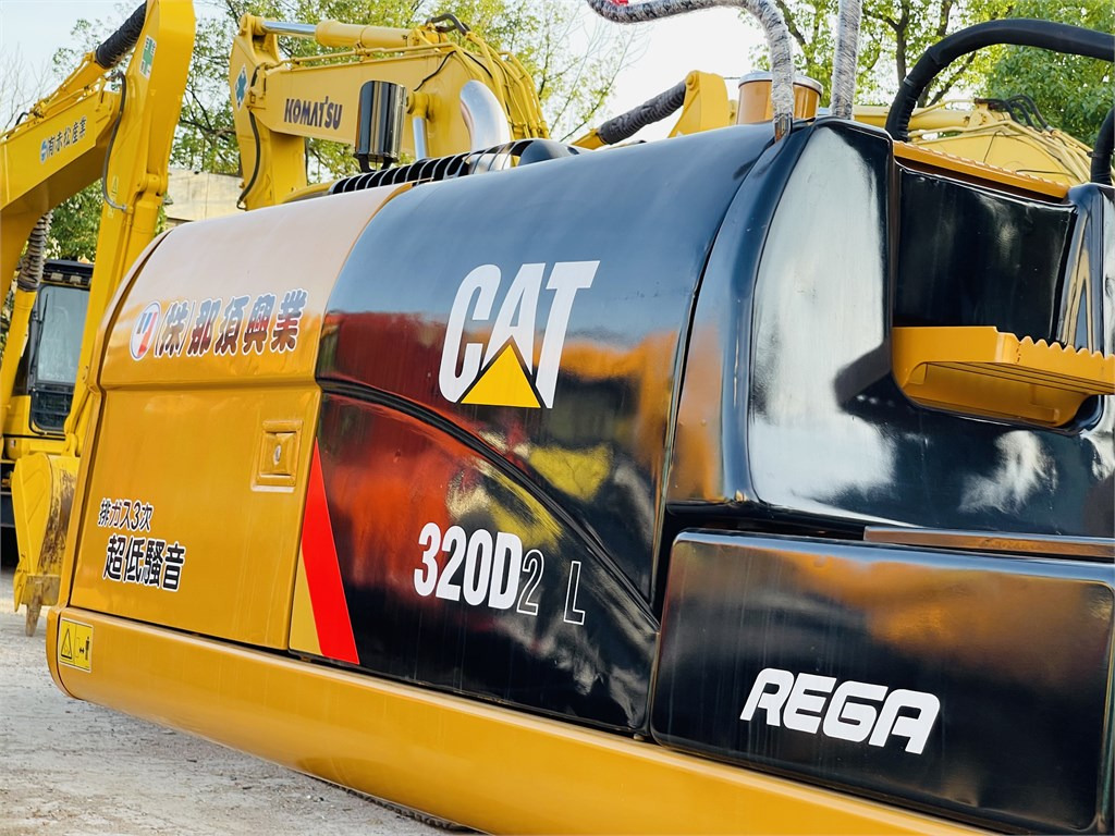 CAT 320D2 L lízing CAT 320D2 L: 26 kép.