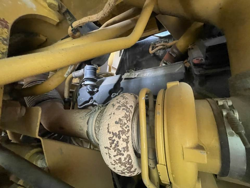 Caterpillar Cat 773f - Bánya teherautó: 3 kép. Caterpillar Cat 773f - Bánya teherautó: 3 kép.