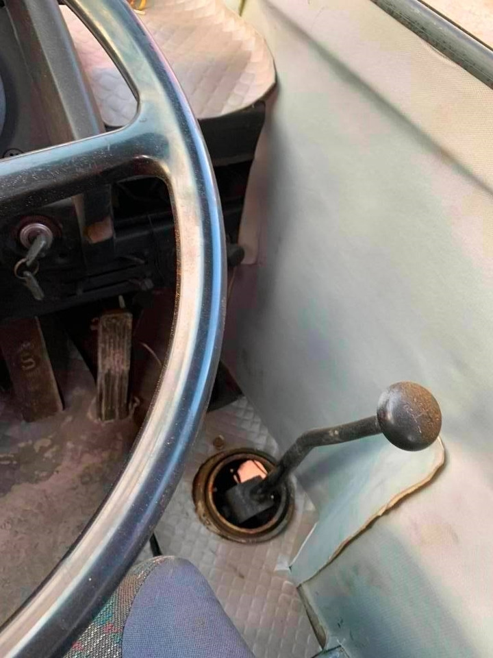 Terepjáró autódaru Kato NK 250 E: 14 kép.