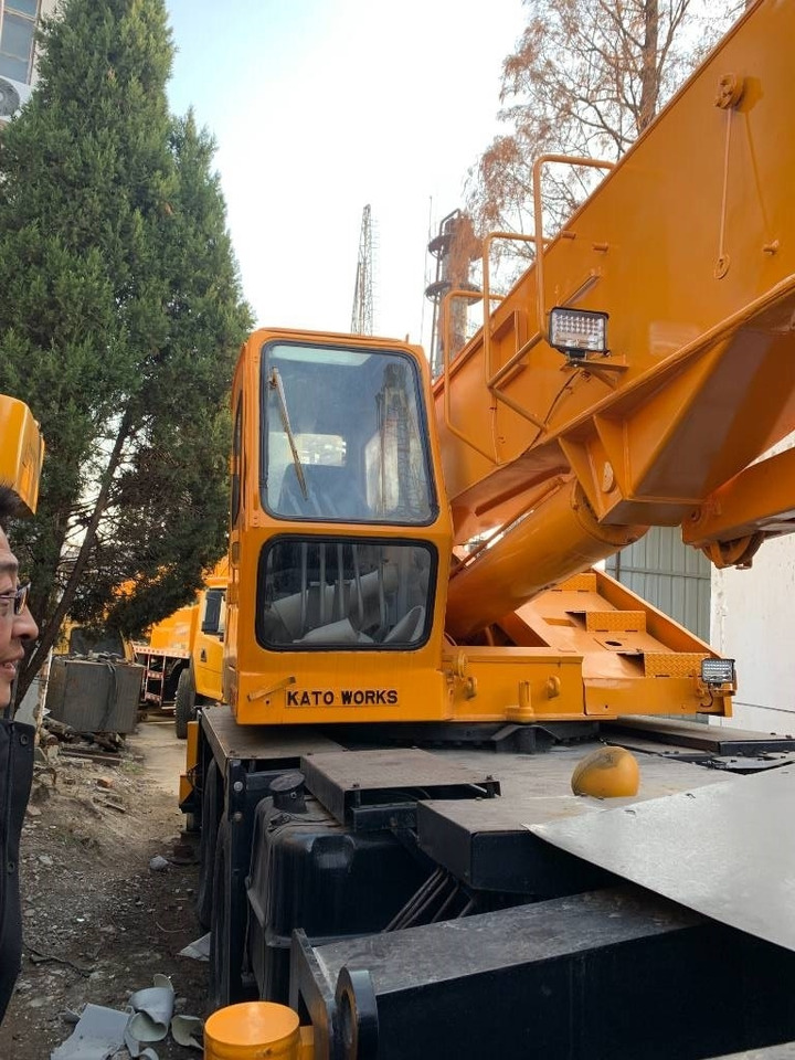 Kato NK 250 E - Terepjáró autódaru: 4 kép. Kato NK 250 E - Terepjáró autódaru: 4 kép.