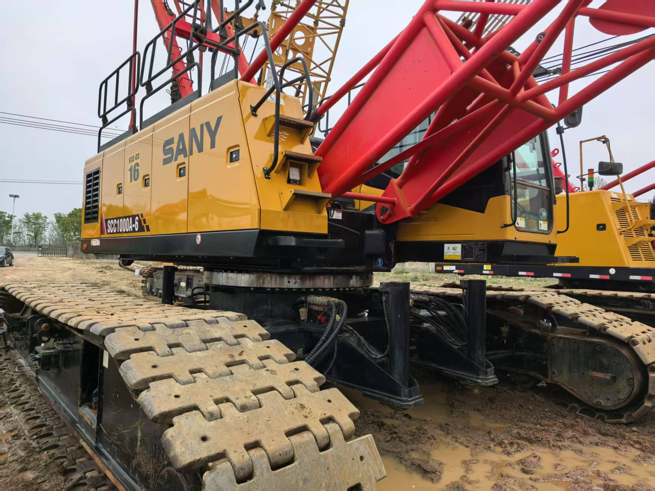 SANY SCC1000A-6 - Lánctalpas daru: 2 kép. SANY SCC1000A-6 - Lánctalpas daru: 2 kép.