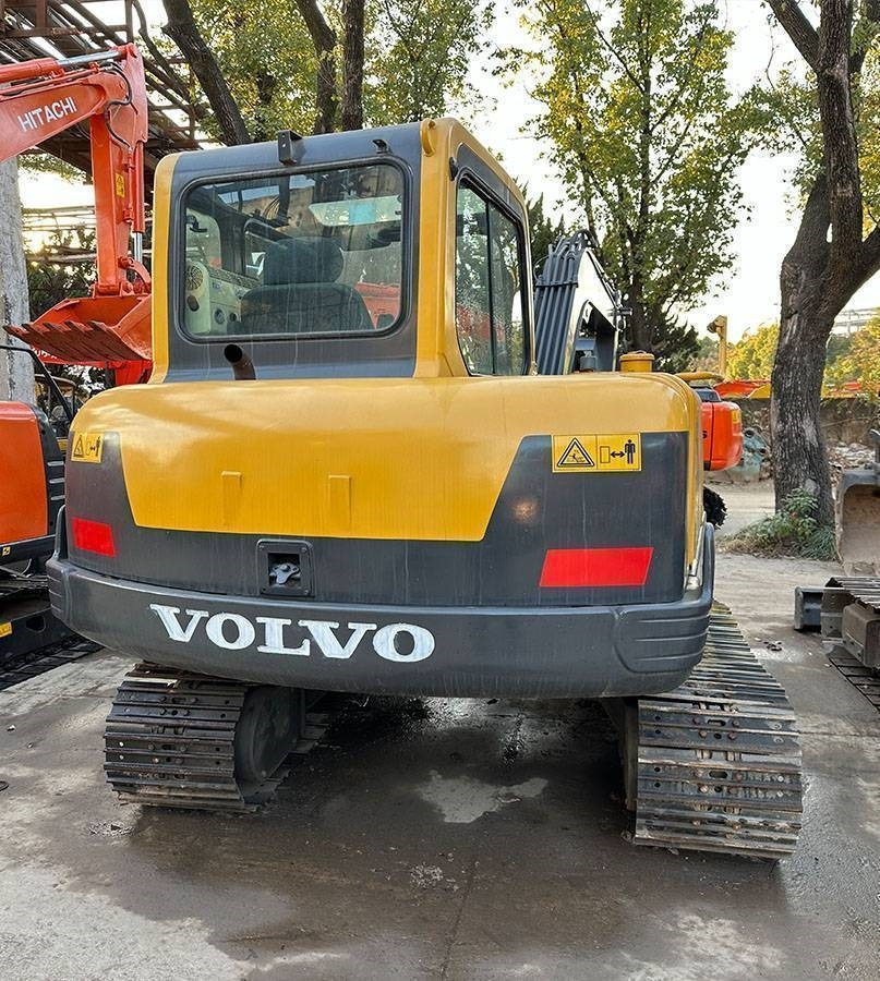 Volvo EC 55 B Pro - Minikotró: 5 kép. Volvo EC 55 B Pro - Minikotró: 5 kép.
