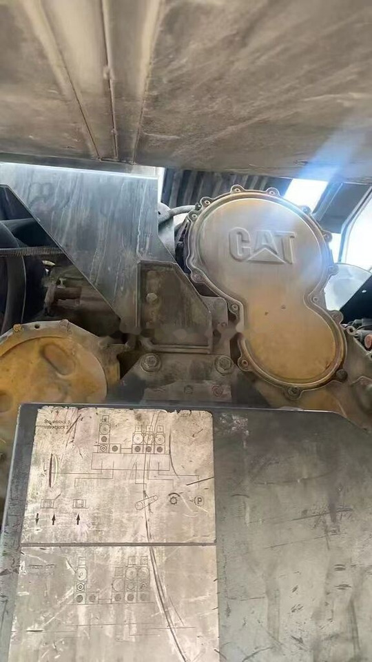 Wirtgen W2100 - Aszfaltmaró: 3 kép. Wirtgen W2100 - Aszfaltmaró: 3 kép.