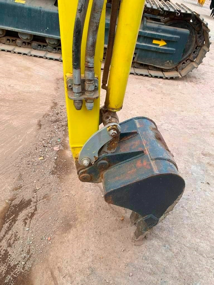 Yanmar SV 17 - Minikotró: 5 kép. Yanmar SV 17 - Minikotró: 5 kép.