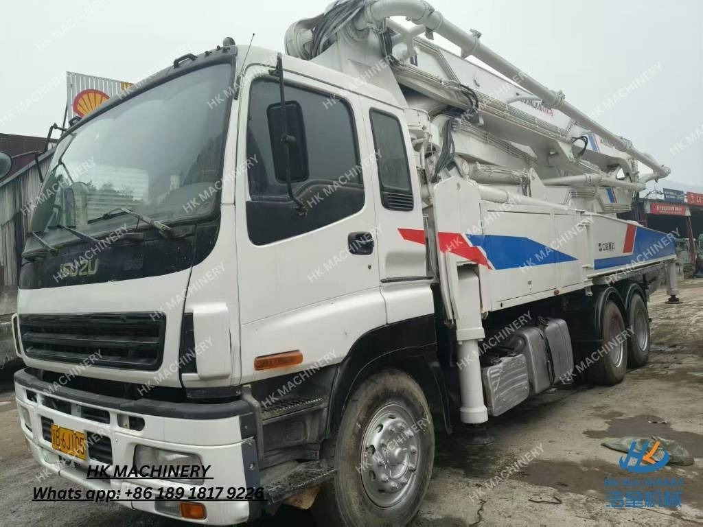 Zoomlion 47m - Stabil betonszivattyú: 1 kép. Zoomlion 47m - Stabil betonszivattyú: 1 kép.