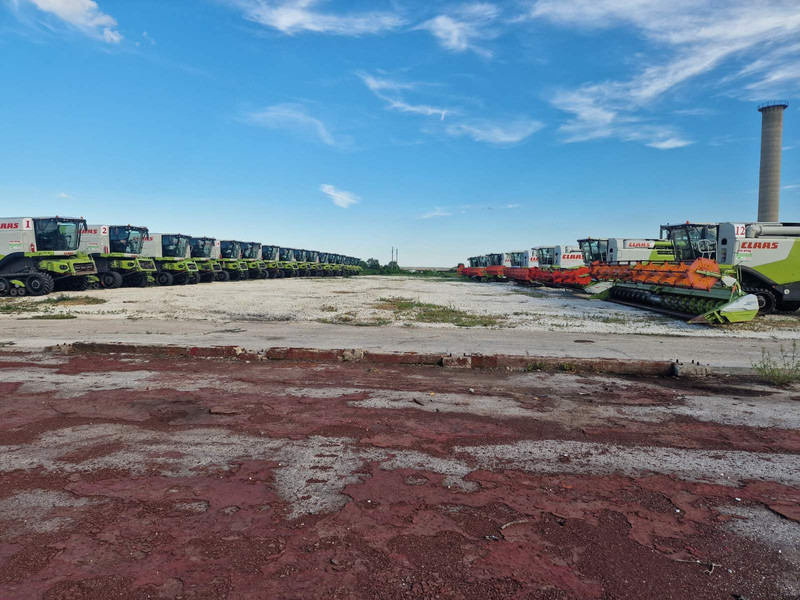 Claas 480/580/770/780 - Kombájn: 1 kép. Claas 480/580/770/780 - Kombájn: 1 kép.