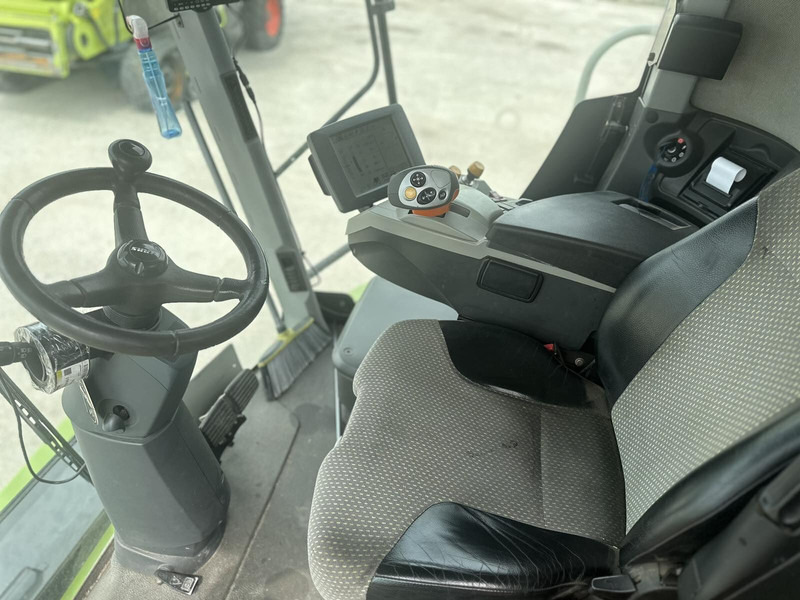 Kombájn a következők szállításához élelmiszer Claas Lexion 780 TT: 9 kép.
