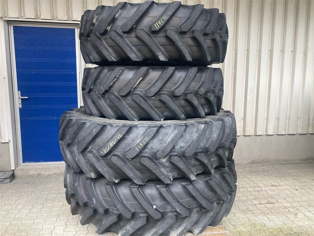 Alliance 480/80-46 460/85R30 - Gumiabroncs - Mezőgazdasági gépek: 1 kép. Alliance 480/80-46 460/85R30 - Gumiabroncs - Mezőgazdasági gépek: 1 kép.