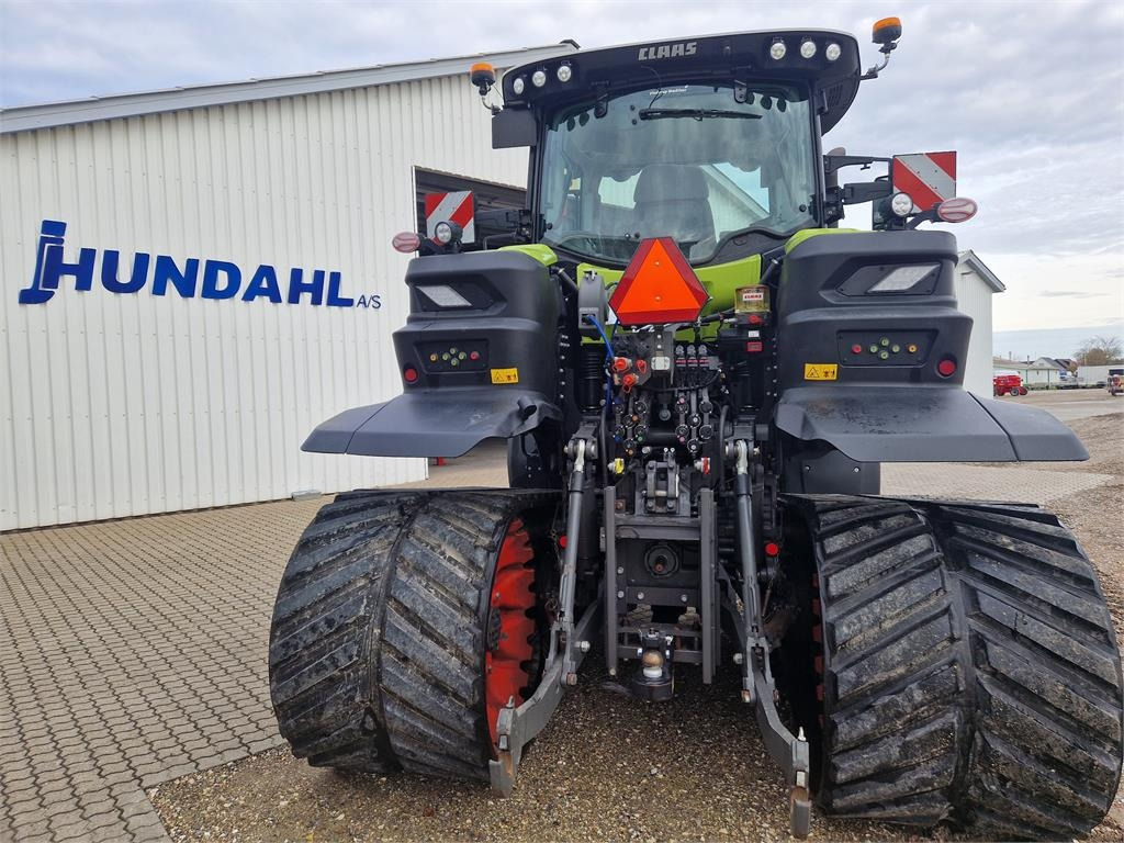 Claas AXION 960 TT - Traktor: 3 kép. Claas AXION 960 TT - Traktor: 3 kép.