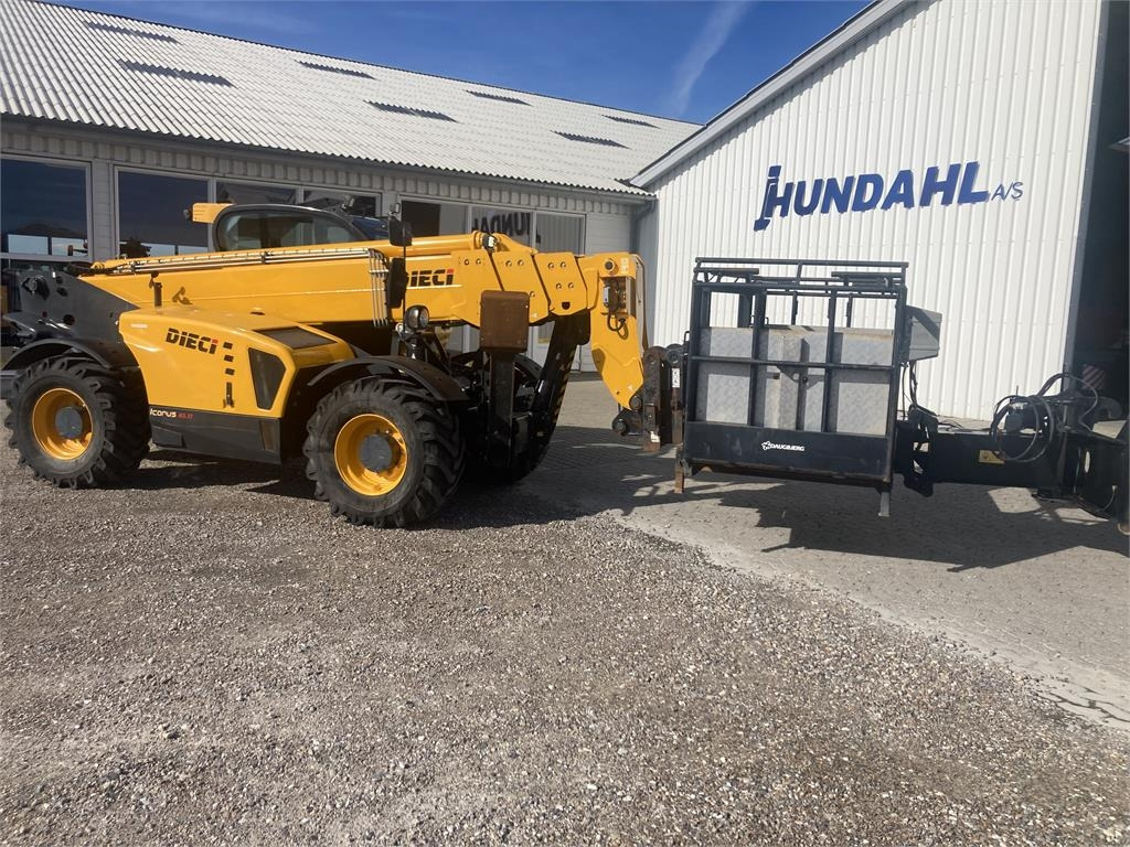 Dieci ICARUS 40.17 - Teleszkópos rakodó: 1 kép. Dieci ICARUS 40.17 - Teleszkópos rakodó: 1 kép.