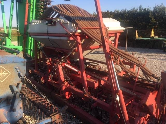 Doublet-Record DB 4M M/ACCON LUFT - Szemenkénti vetőgép: 1 kép. Doublet-Record DB 4M M/ACCON LUFT - Szemenkénti vetőgép: 1 kép.