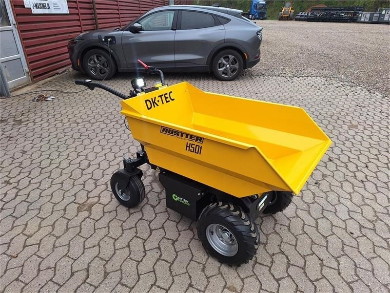 - - - 500 kg last - Minidömper: 3 kép. - - - 500 kg last - Minidömper: 3 kép.