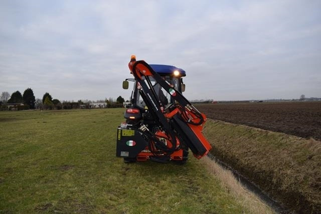 - - - boxer - Adapterek - Kommunális traktor: 3 kép. - - - boxer - Adapterek - Kommunális traktor: 3 kép.