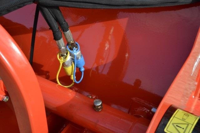 - - - boxer - Adapterek - Kommunális traktor: 3 kép. - - - boxer - Adapterek - Kommunális traktor: 3 kép.