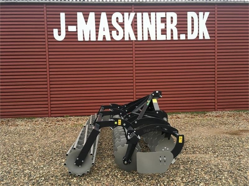 Agro - TOM ATL 4.0 - Tárcsás borona: 2 kép. Agro - TOM ATL 4.0 - Tárcsás borona: 2 kép.