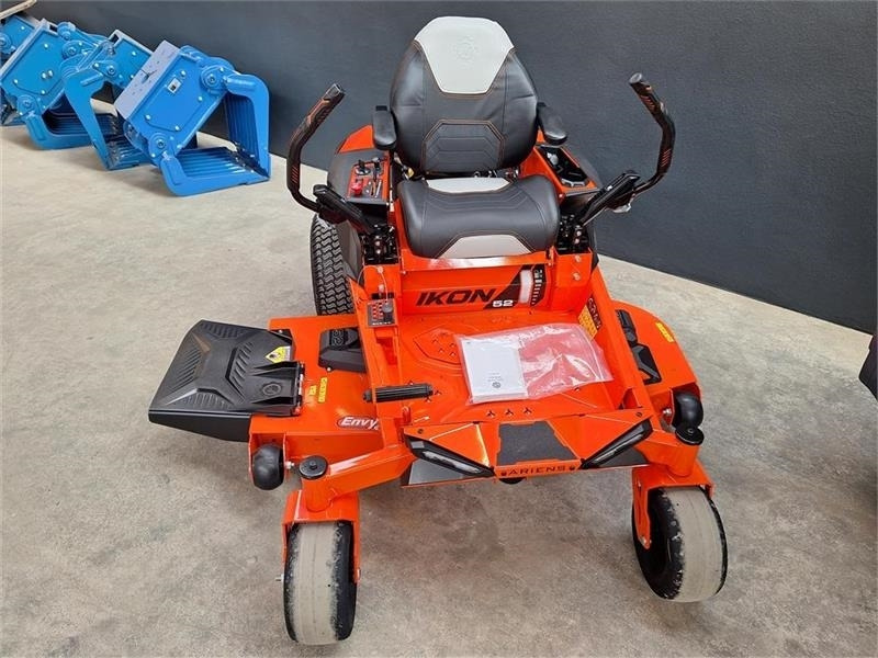 Ariens IKON XD 52" (132 Cm. Klippe bredde) - Kommunális traktor: 1 kép. Ariens IKON XD 52" (132 Cm. Klippe bredde) - Kommunális traktor: 1 kép.