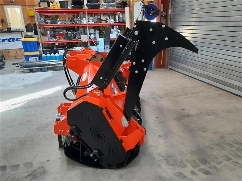 - - - BOXER AGRI - Erdészeti mulcsozó: 5 kép. - - - BOXER AGRI - Erdészeti mulcsozó: 5 kép.