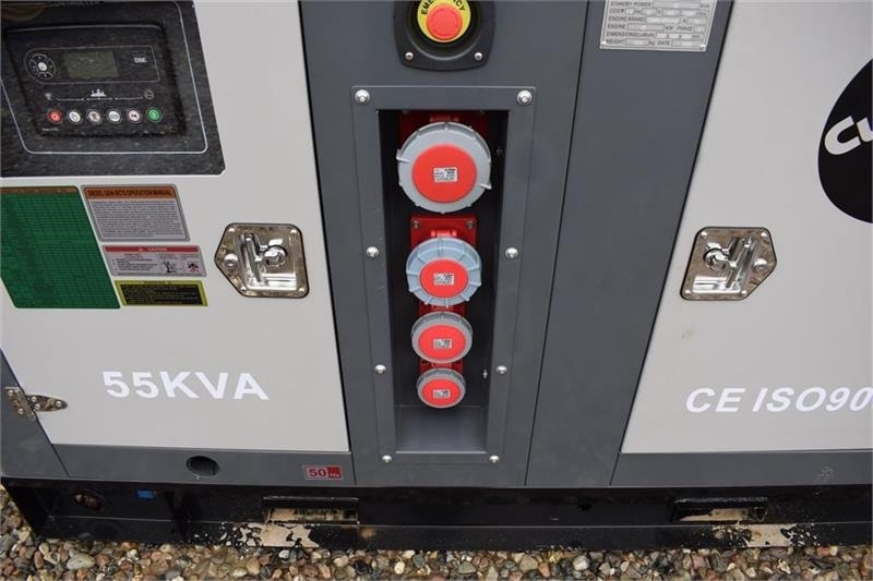 Cummins 55 KvA  lízing Cummins 55 KvA: 7 kép.