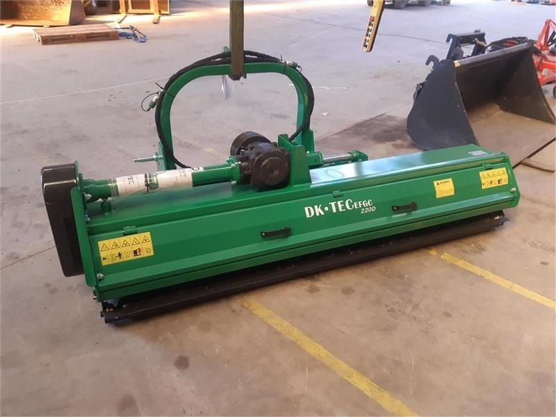 Dk-Tec 220cm - Szárzúzó: 5 kép. Dk-Tec 220cm - Szárzúzó: 5 kép.