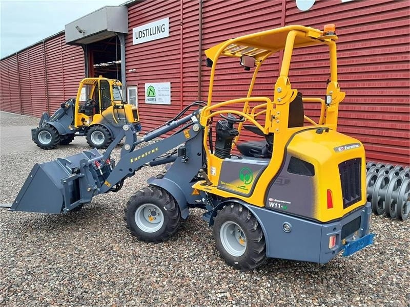 Eurotrac W11 ELEKTRISK - Derékcsuklós rakodó: 3 kép. Eurotrac W11 ELEKTRISK - Derékcsuklós rakodó: 3 kép.
