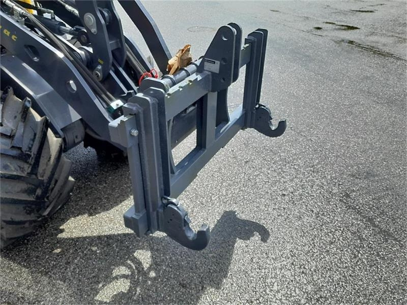 FK Machinery 3 PUNKTS OPHÆNG - Gyorscsatlakozó - Építőipari gépek: 3 kép. FK Machinery 3 PUNKTS OPHÆNG - Gyorscsatlakozó - Építőipari gépek: 3 kép.