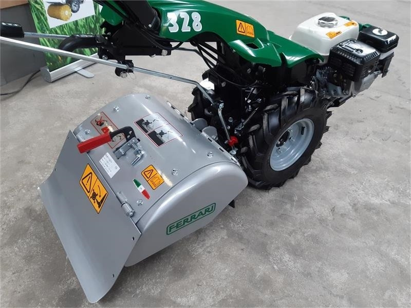 Ferrari 328 - Kommunális traktor: 5 kép. Ferrari 328 - Kommunális traktor: 5 kép.