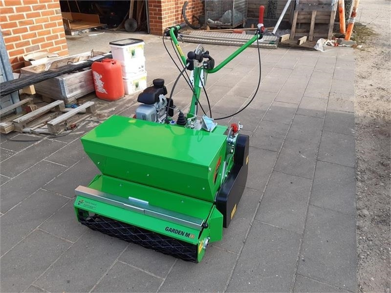 Garden M 73 R2 - Szemenkénti vetőgép: 2 kép. Garden M 73 R2 - Szemenkénti vetőgép: 2 kép.