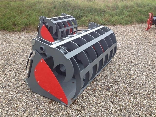 JOS Kombiskovl 220 - Kanál - Építőipari gépek: 1 kép. JOS Kombiskovl 220 - Kanál - Építőipari gépek: 1 kép.