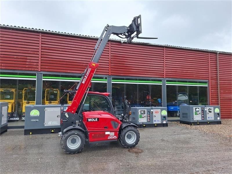 Mole 2615 - Teleszkópos rakodó: 1 kép. Mole 2615 - Teleszkópos rakodó: 1 kép.