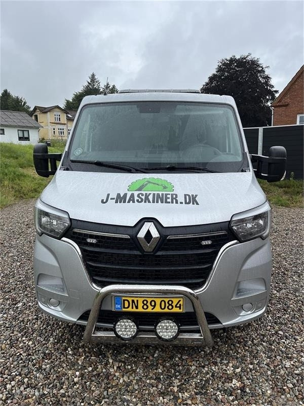 Renault Master 165 HK tvillinghjul - Platós teherautó: 5 kép. Renault Master 165 HK tvillinghjul - Platós teherautó: 5 kép.