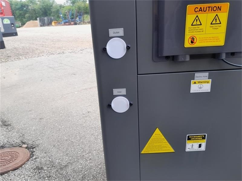 - - - SPRSUN 9.1 KW - Építőipari fűtőelem: 4 kép. - - - SPRSUN 9.1 KW - Építőipari fűtőelem: 4 kép.