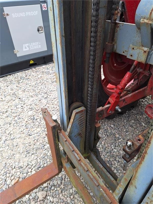 - - - TRUCKTÅRN - Raklapvilla: 4 kép. - - - TRUCKTÅRN - Raklapvilla: 4 kép.