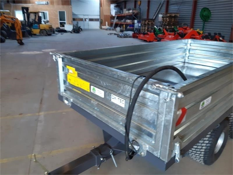 Dk-Tec 2 tons - Többcélú/ Speciális jármű: 4 kép. Dk-Tec 2 tons - Többcélú/ Speciális jármű: 4 kép.