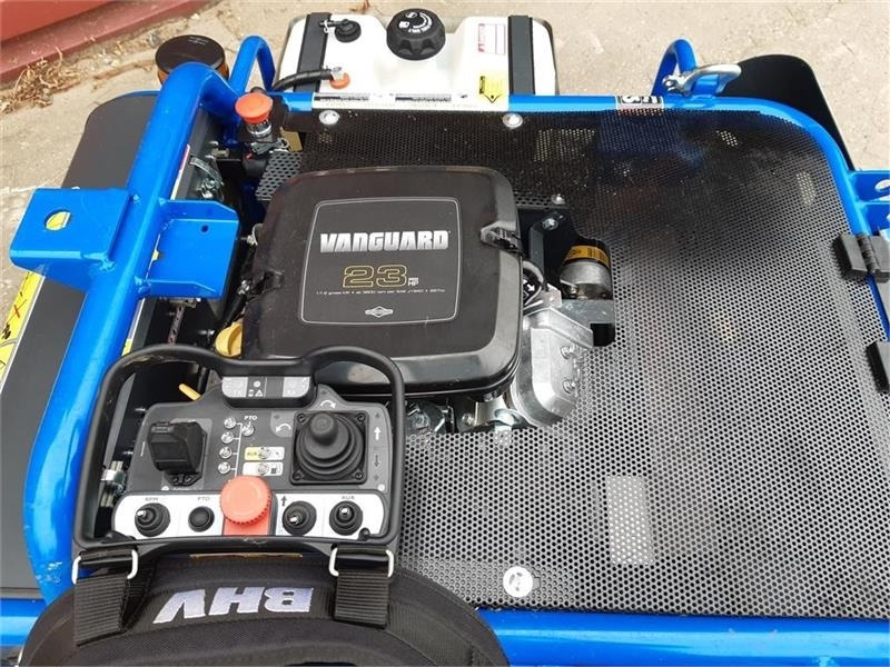 X-rot 80 cm med Kawasaki FS 481 - Kerti fűkasza: 5 kép. X-rot 80 cm med Kawasaki FS 481 - Kerti fűkasza: 5 kép.