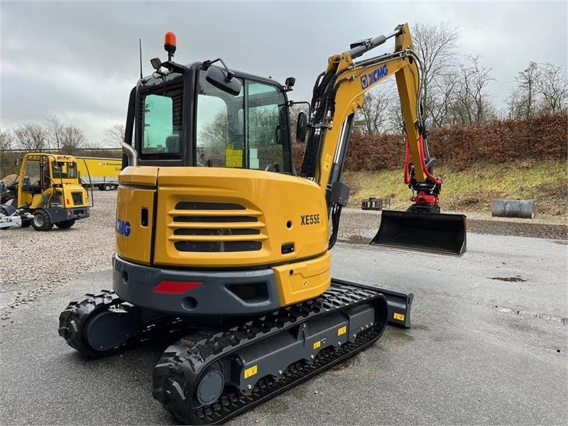 XCMG XE55E - Lánctalpas kotró: 3 kép. XCMG XE55E - Lánctalpas kotró: 3 kép.