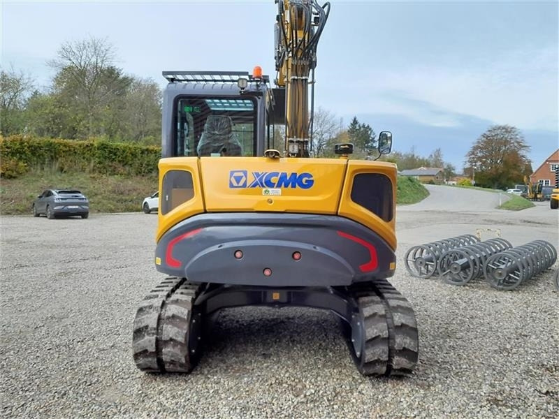 XCMG XE80E - Lánctalpas kotró: 4 kép. XCMG XE80E - Lánctalpas kotró: 4 kép.