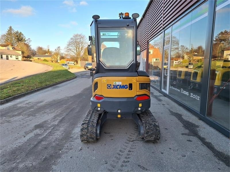 XCMG Xe27e - Minikotró: 5 kép. XCMG Xe27e - Minikotró: 5 kép.