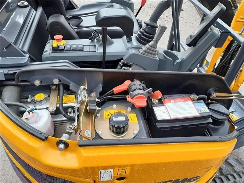 Minikotró XCMG xe27e u/hus: 16 kép.