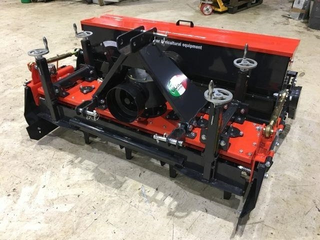 - - - boxer  - Szemenkénti vetőgép: 3 kép. - - - boxer  - Szemenkénti vetőgép: 3 kép.