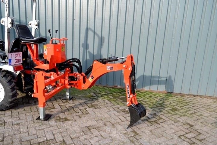 - - - gravearm - Öntözőrendszer: 1 kép. - - - gravearm - Öntözőrendszer: 1 kép.